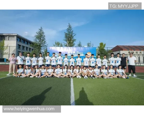 五年级学生热情参与校园足球赛精彩瞬间与感人故事分享